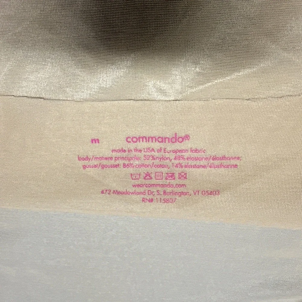 Commando Women Size Medium‎ Featherlight Control Thong Beige Nylon Elastane